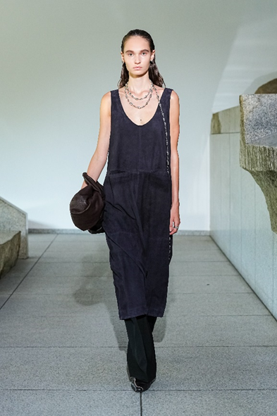 아뜰리에드루멘, 일본 브랜드 IHNN과의 협업 런웨이 컬렉션 공개 874-Image